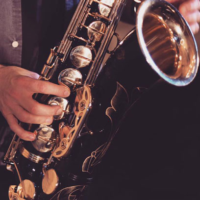 Oli Nezhati Saxophone